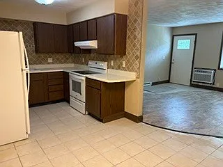 3416-3422 W Richwoods Blvd — Photo 13