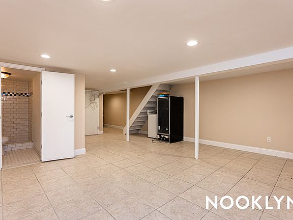 3rd image of 239 Marion St #1B