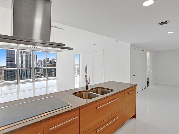 2nd image of 495 Brickell Ave APT 4405