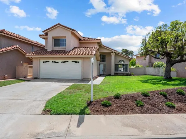 1786 Club Heights Ln, Vista, CA 92081