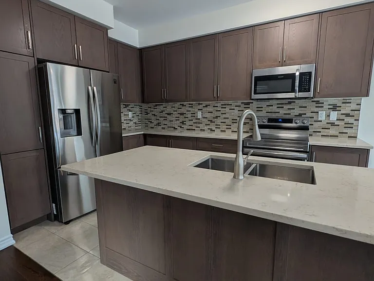 132 Laing Dr — Photo 8