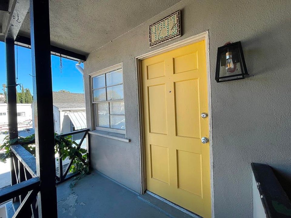 1st image of 424 S Coronado St