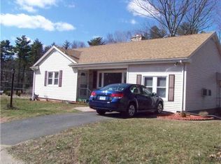719 Middle Tpke W, Manchester, CT 06040