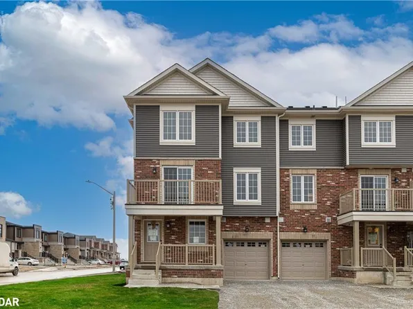 38 Hay Ln, Barrie, ON L9J 0V6