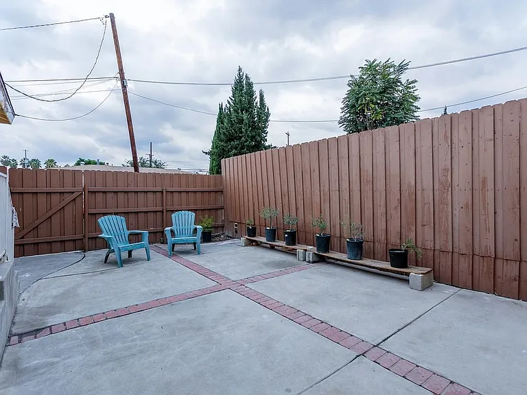 5732 Noel Dr — Photo 9