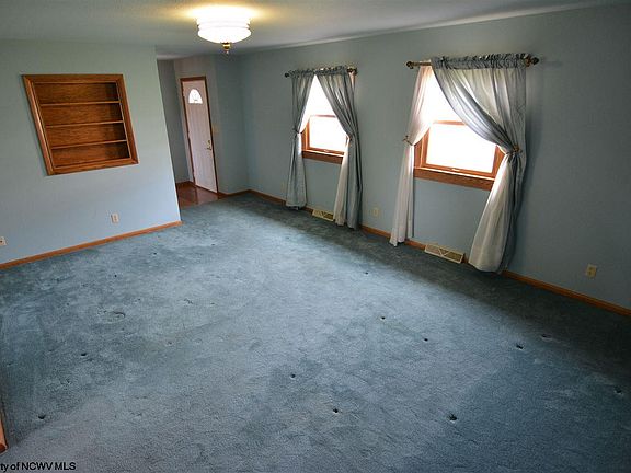 2nd image of 54 Brentwood Dr