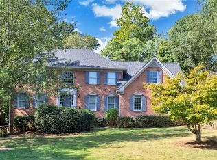 2625 Delridge Dr, Lilburn, GA 30047