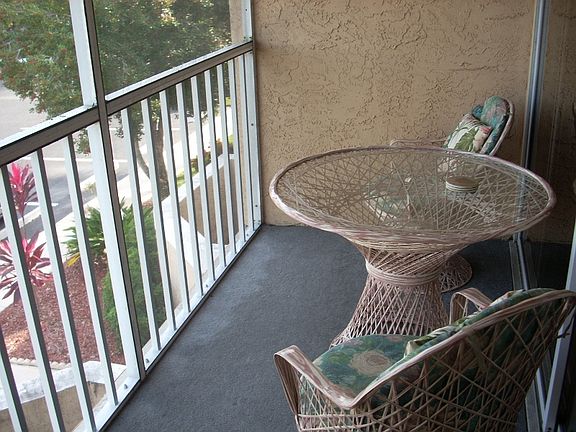 4th image of 1537 SE Royal Green Cir APT E201