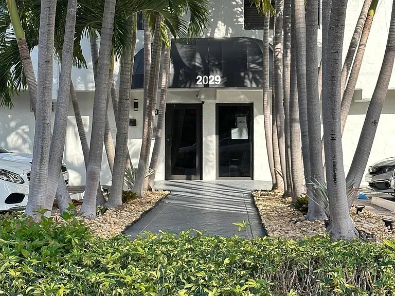 2029 N Ocean Blvd #109 — Photo 4