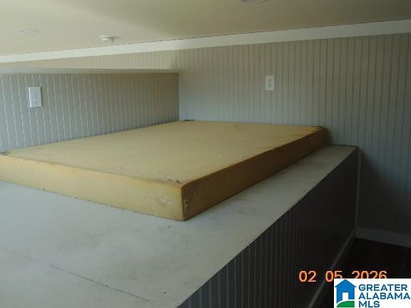 2nd image of 208 County Road 10
