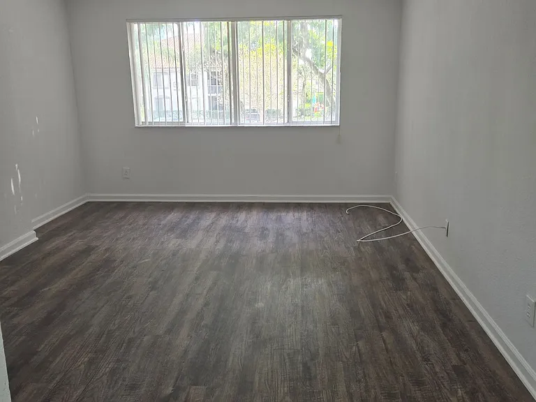The Mirage Apartments — Photo 166