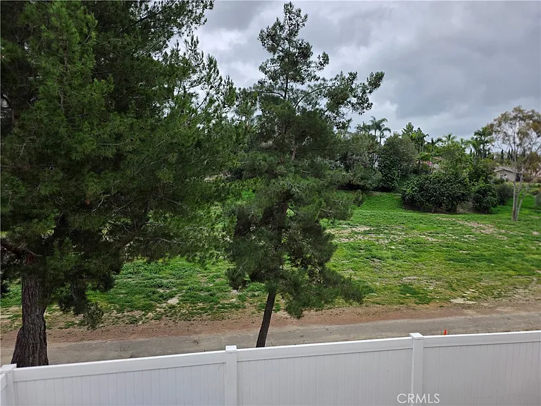 26296 Los Viveros — Photo 12