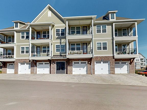 3rd image of 1000 Vintage Green Ln #1206