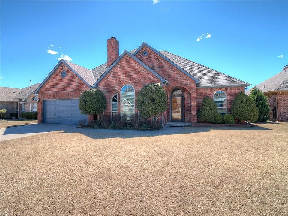1st image of 2828 SW 108th St