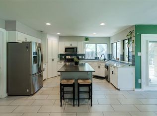 800 Pine Siskin Dr, Buda, TX 78610