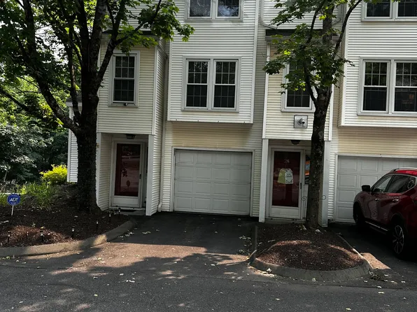 380 Hitchcock Road #28, Waterbury, CT 06705
