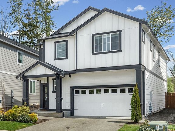 2nd image of 15025 Olympic Loop E