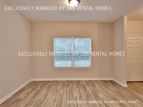 4th image of 5107 107th St