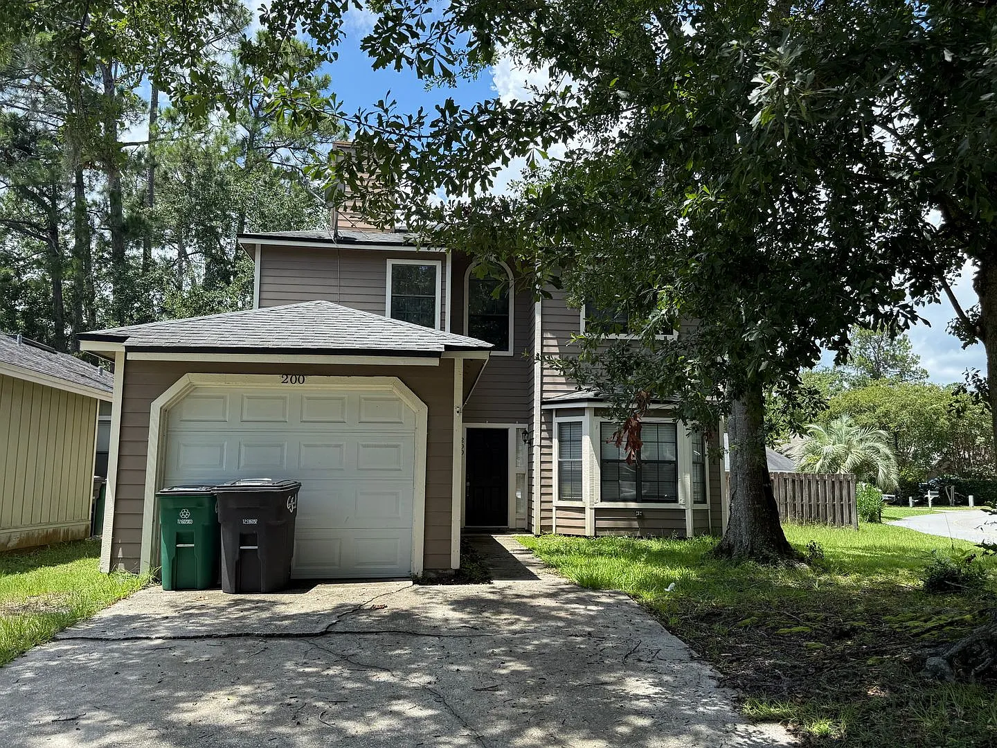 3 Bed 2.5 Bath TWO Story Home — Photo 3