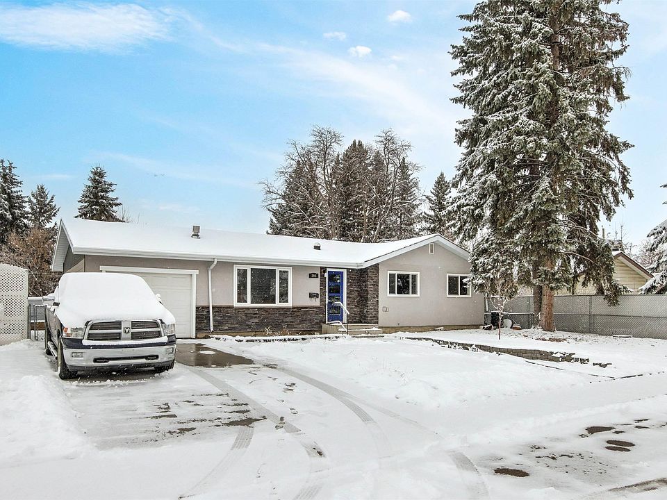 1st image of 290 Conifer St