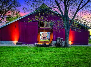 Red Barn, Bentonville, AR 72712