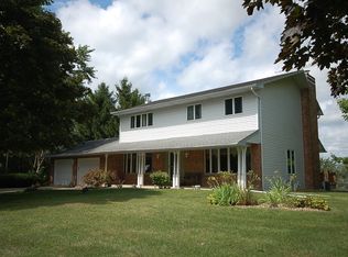 44W482 Ramm Rd, Maple Park, IL 60151