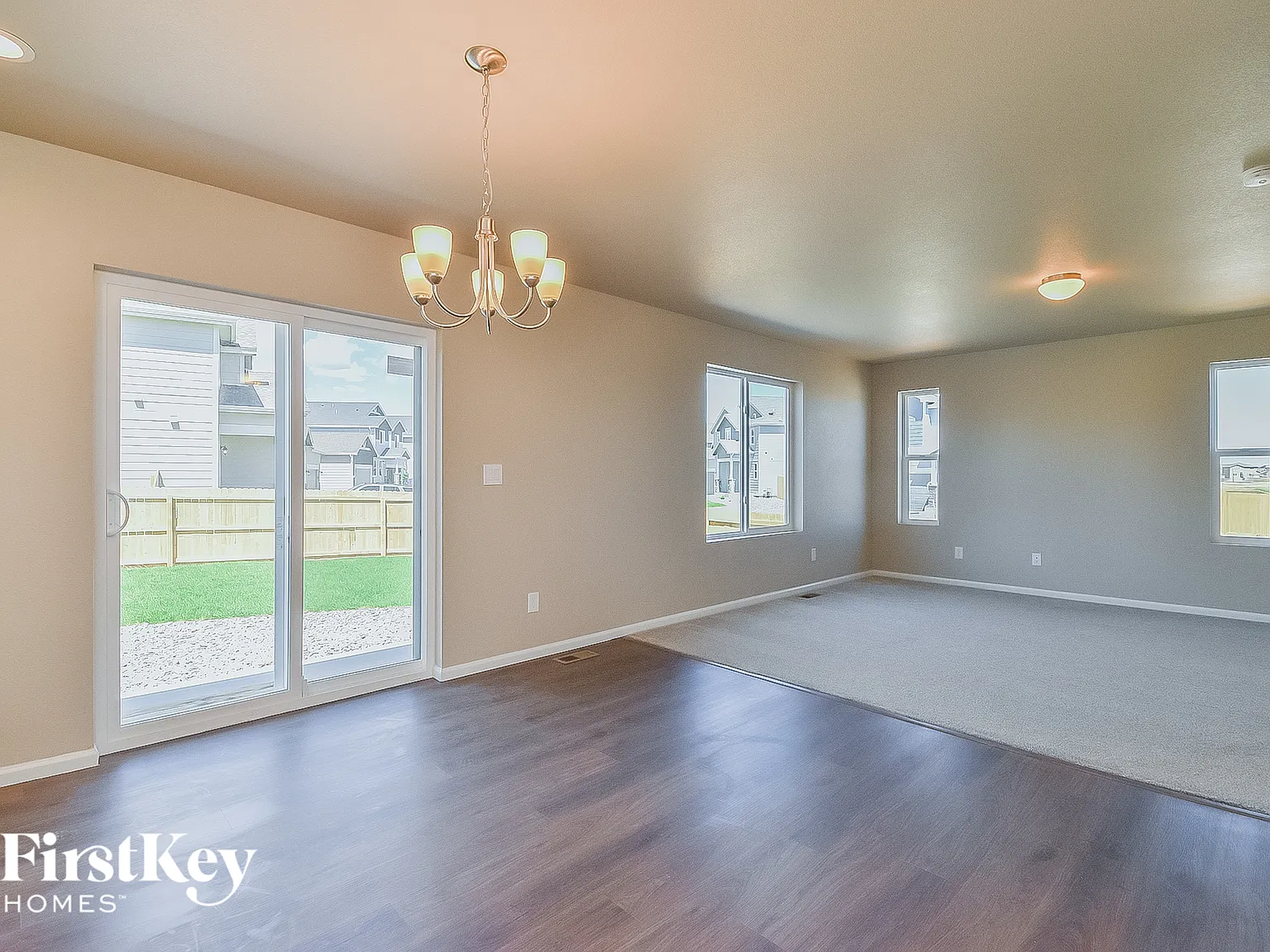3 bed, 2.5 bath, 1383 sqft, $2,580 — Photo 4