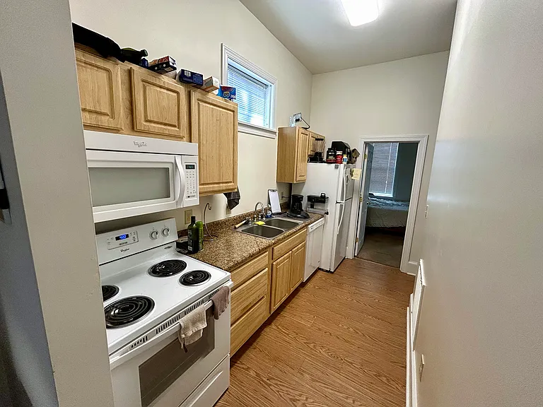 2504 W Grace St #3 — Photo 5