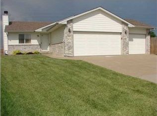 2325 S Westgate St, Wichita, KS 67209