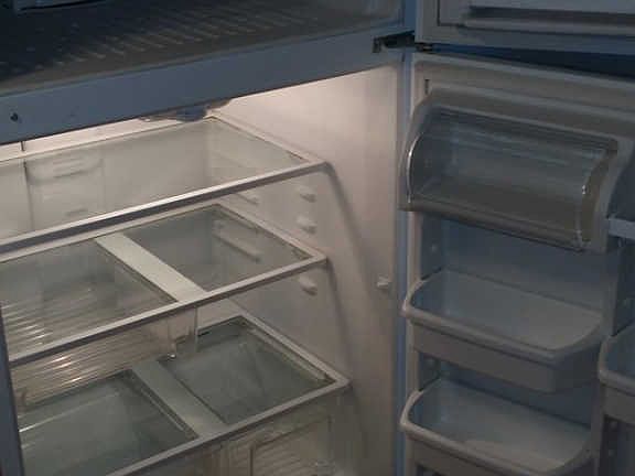3rd image of 10020 Holly Ln