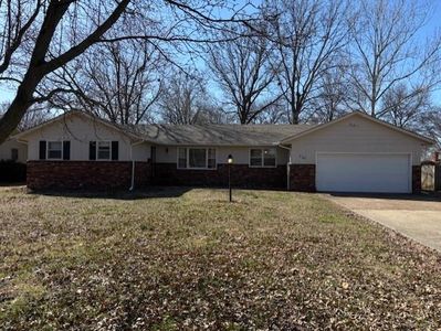 727 N Carbon St, Girard, KS, 66743