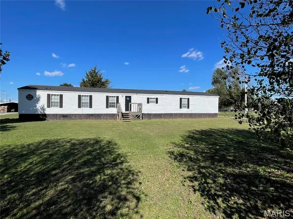 78 Little John Rd, Sikeston, MO 63801