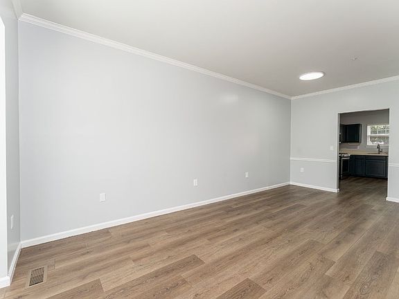 4th image of 2383 Laconia Ct
