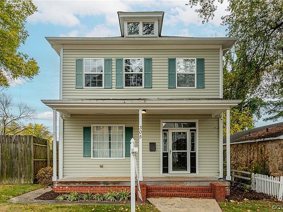 2nd image of 305 W 26th St