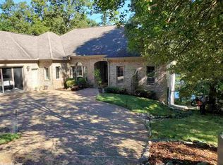 88 Arjona Way, Hot Springs Village, AR 71909
