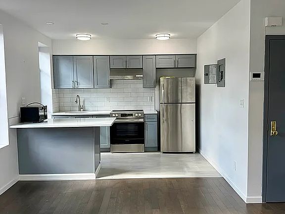 3rd image of 275 79th St Unit 2