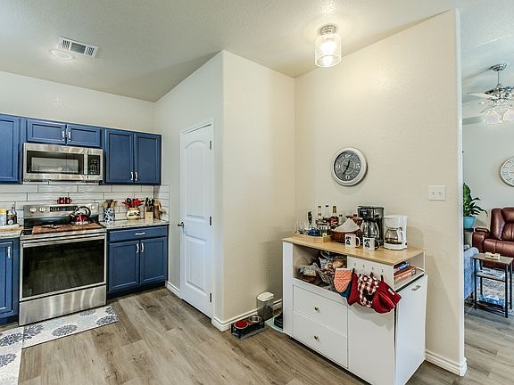 5th image of 114 Goodwin Ln