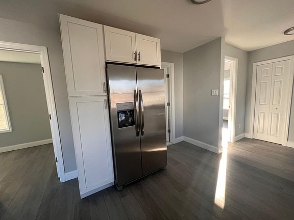 2nd image of 737 Woodland Ave
