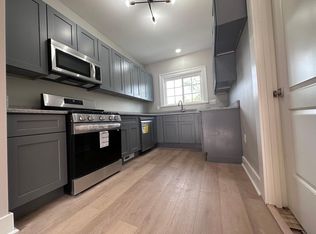 3217 Bradford Rd #3217, Cleveland, OH 44118