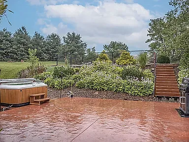 390 Tiona Rd — Photo 31
