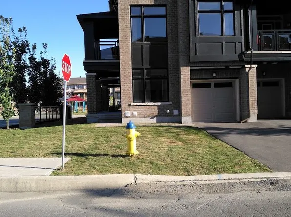 135 Wild Senna Way, Ottawa, ON K2J 5Z7