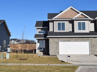 802 Buck St, Tiffin, IA 52340