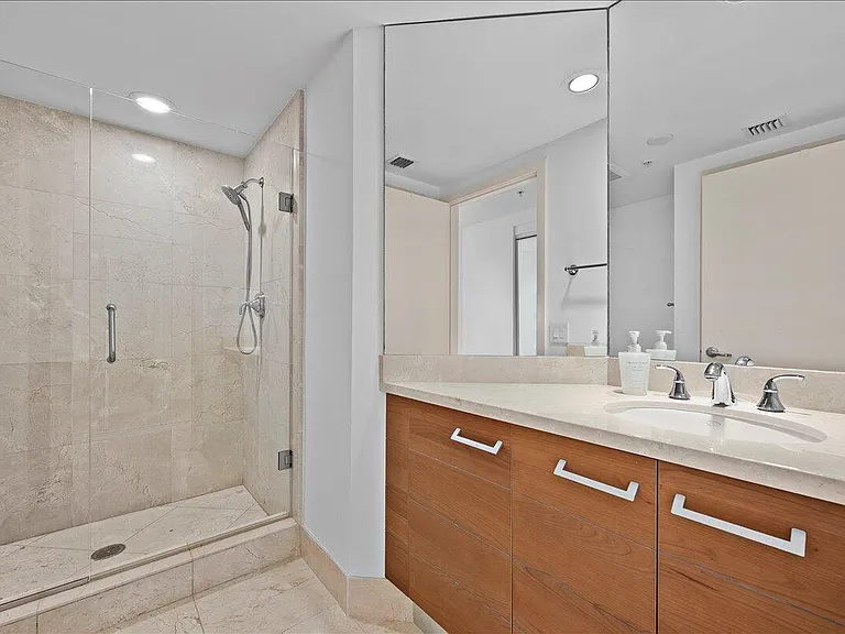 3610 Gardens Pkwy #402A — Photo 25