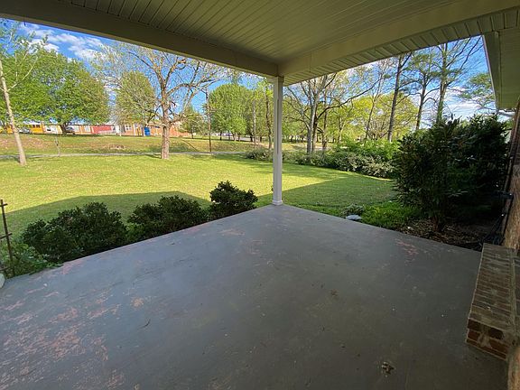 Front porch looking out over the friendly Bellshire neighborhood.