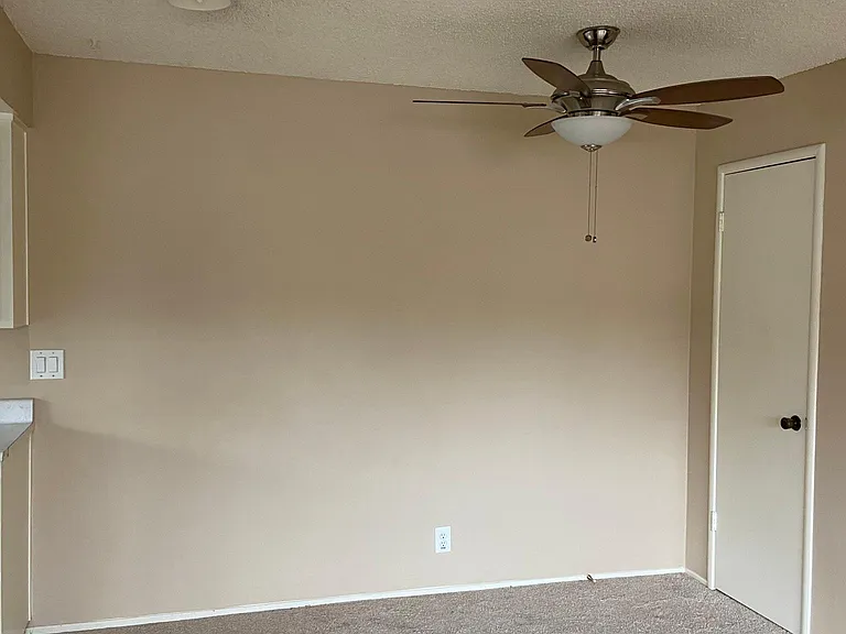 1139 Casita Dr #4 — Photo 7