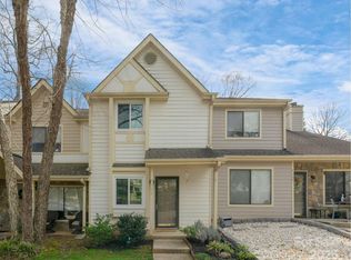 4102 N Course Dr, Charlotte, NC 28277