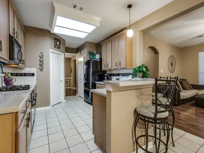 3732 Red Oak Trl, The Colony, TX, 75056