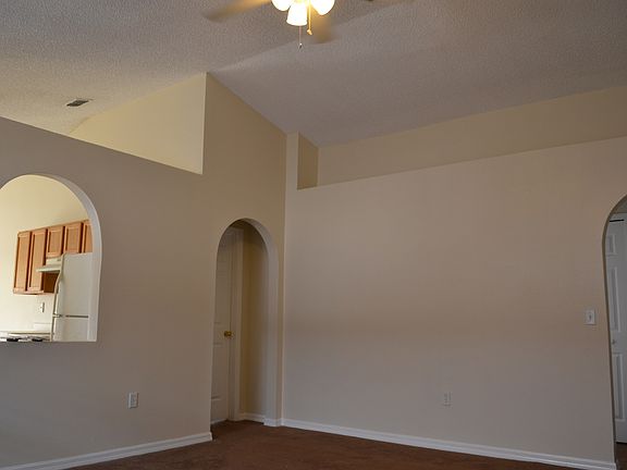 2nd image of 30430 Birdhouse Dr
