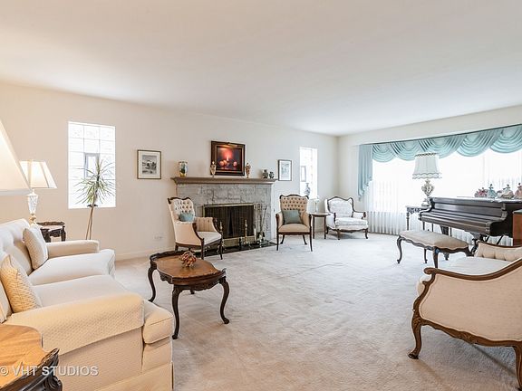 2nd image of 1439 William St