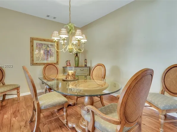 4 Winding Trail Ln, Hilton Head Island, SC 29926